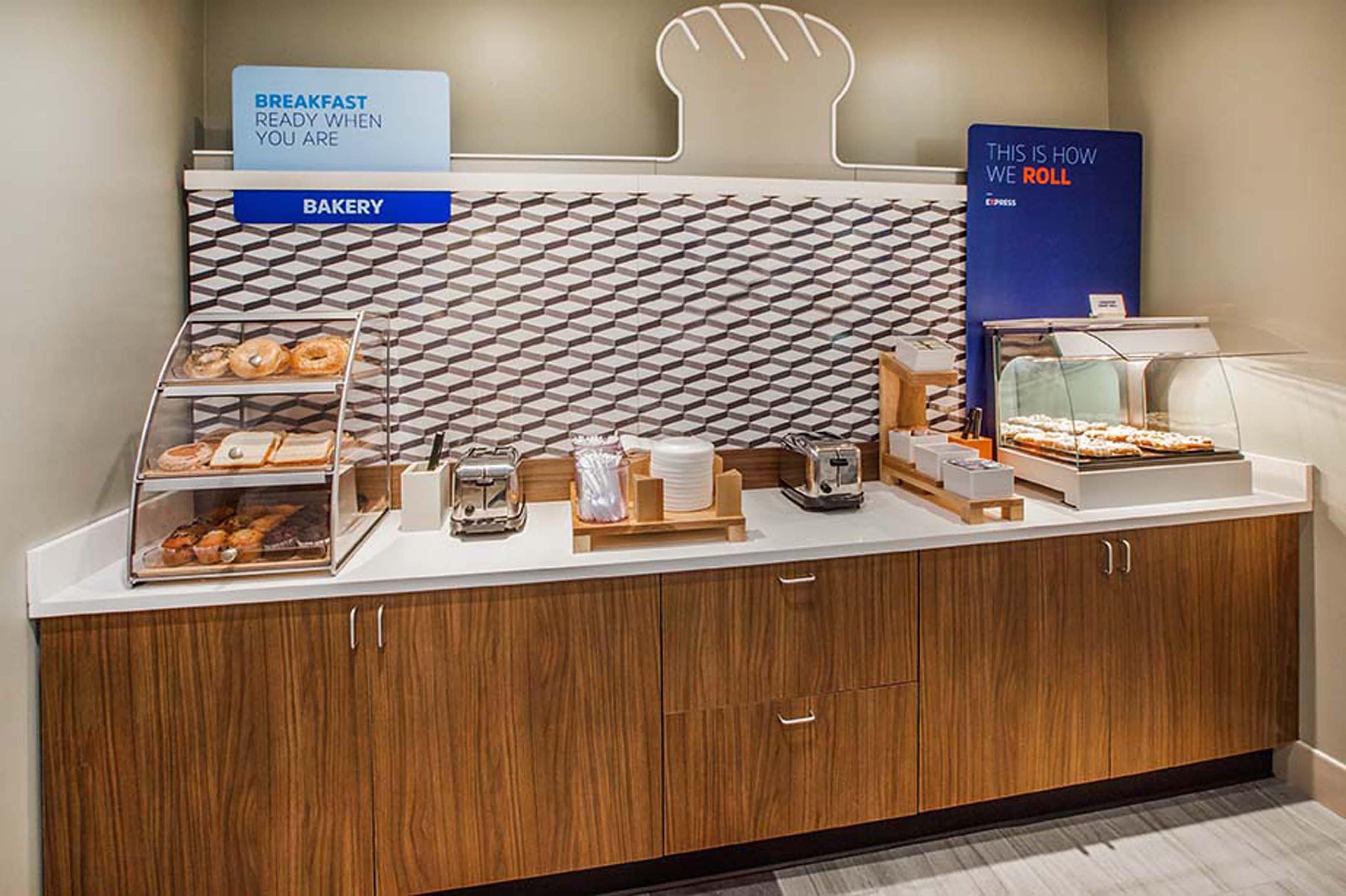 Holiday Inn Express Vernon College Area Highway 287 By Ihg Exteriör bild